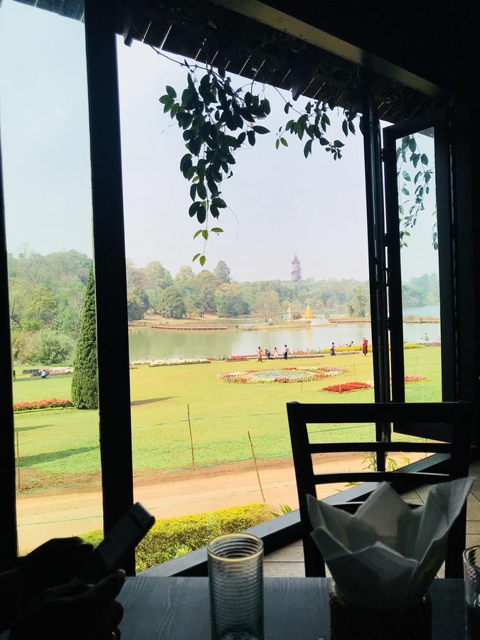 Hotel Smile Pyin Oo Lwin Eksteriør billede