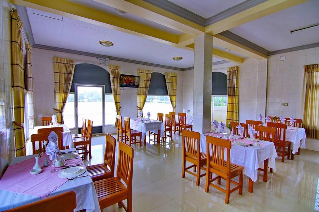 Hotel Smile Pyin Oo Lwin Eksteriør billede