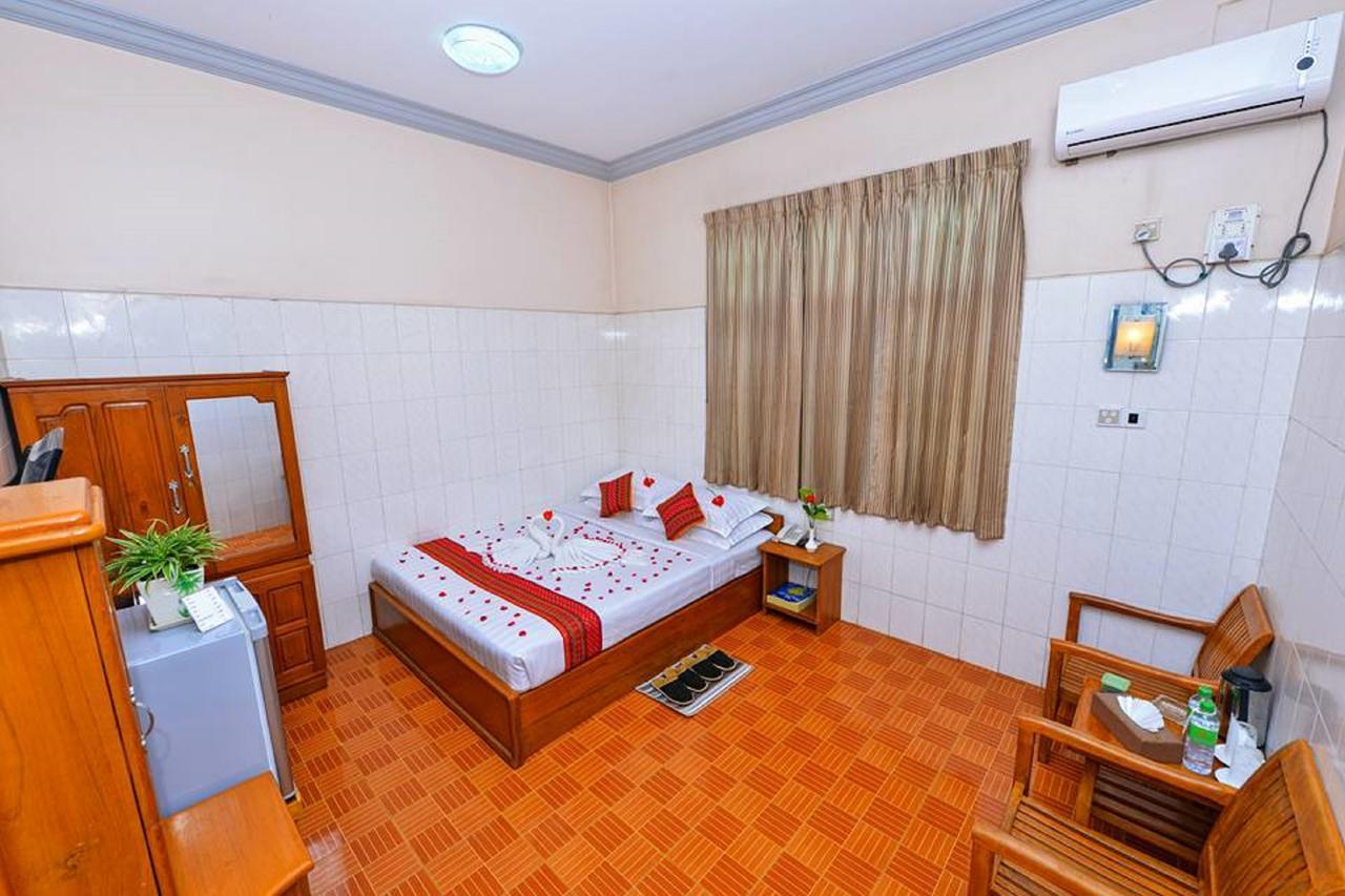 Hotel Smile Pyin Oo Lwin Eksteriør billede