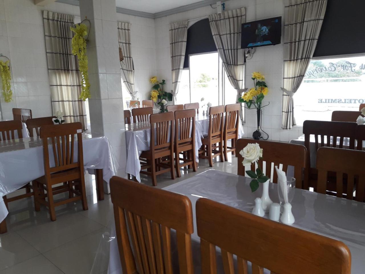 Hotel Smile Pyin Oo Lwin Eksteriør billede